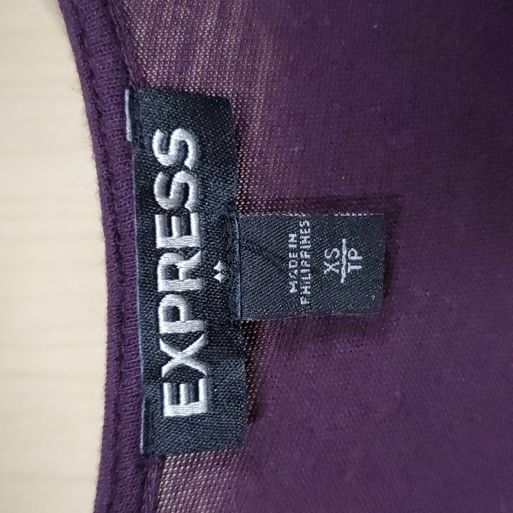 Express Tank Top - Picture 2 of 3